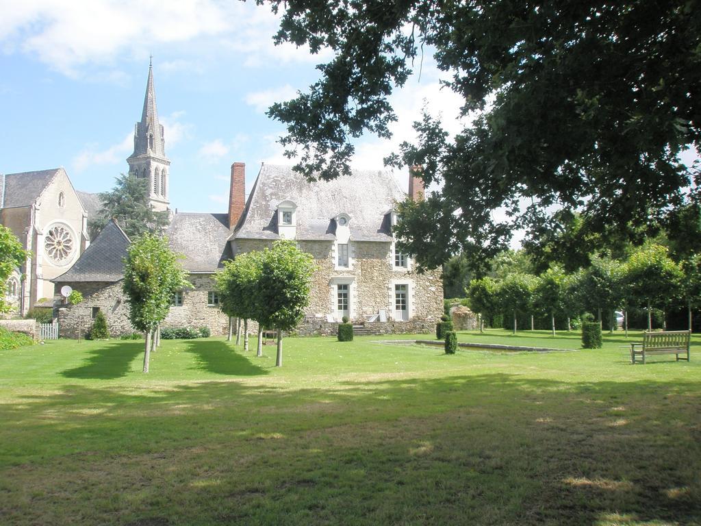 Grange Du Plessis Bed & Breakfast Segre ภายนอก รูปภาพ