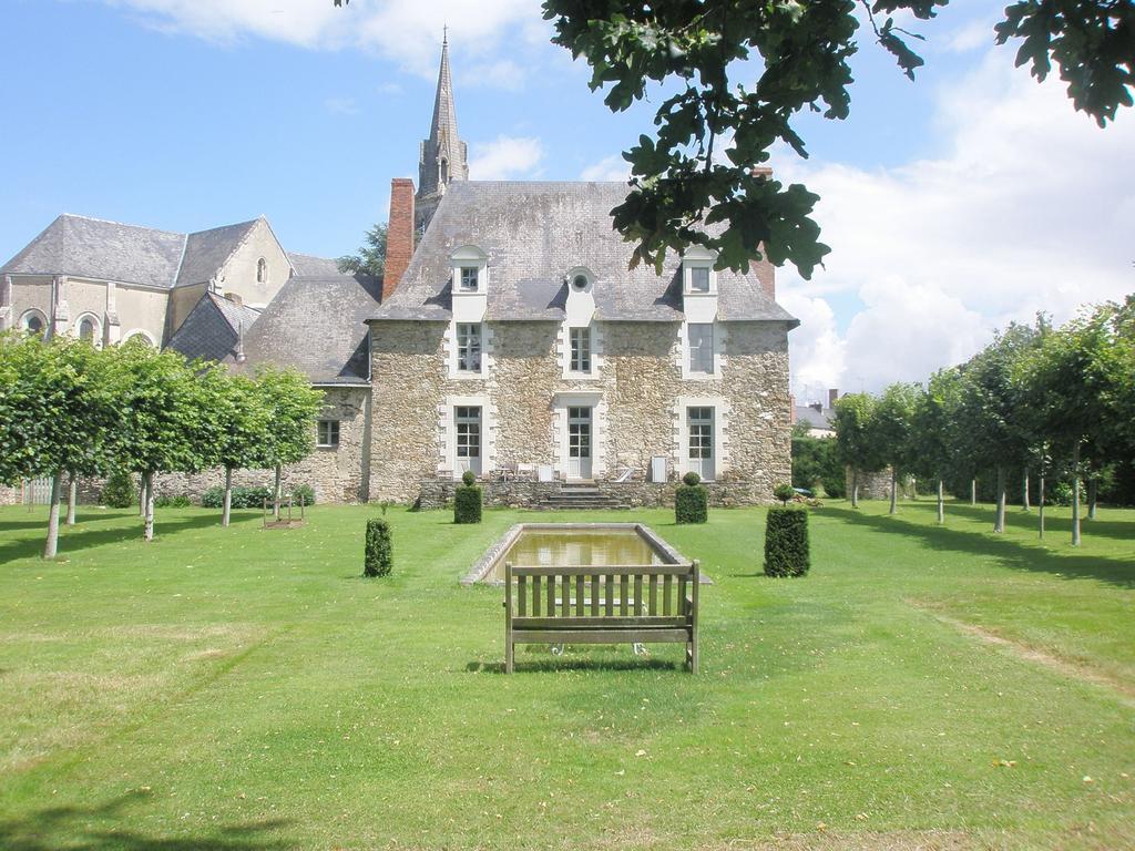Grange Du Plessis Bed & Breakfast Segre ภายนอก รูปภาพ